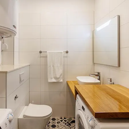 Blue Pearl-split Town Center * Спліт